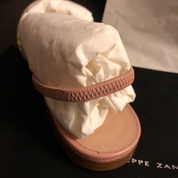 Zanotti Crystal Flats SPARKLE - Size 9 - Picture 4 of 15